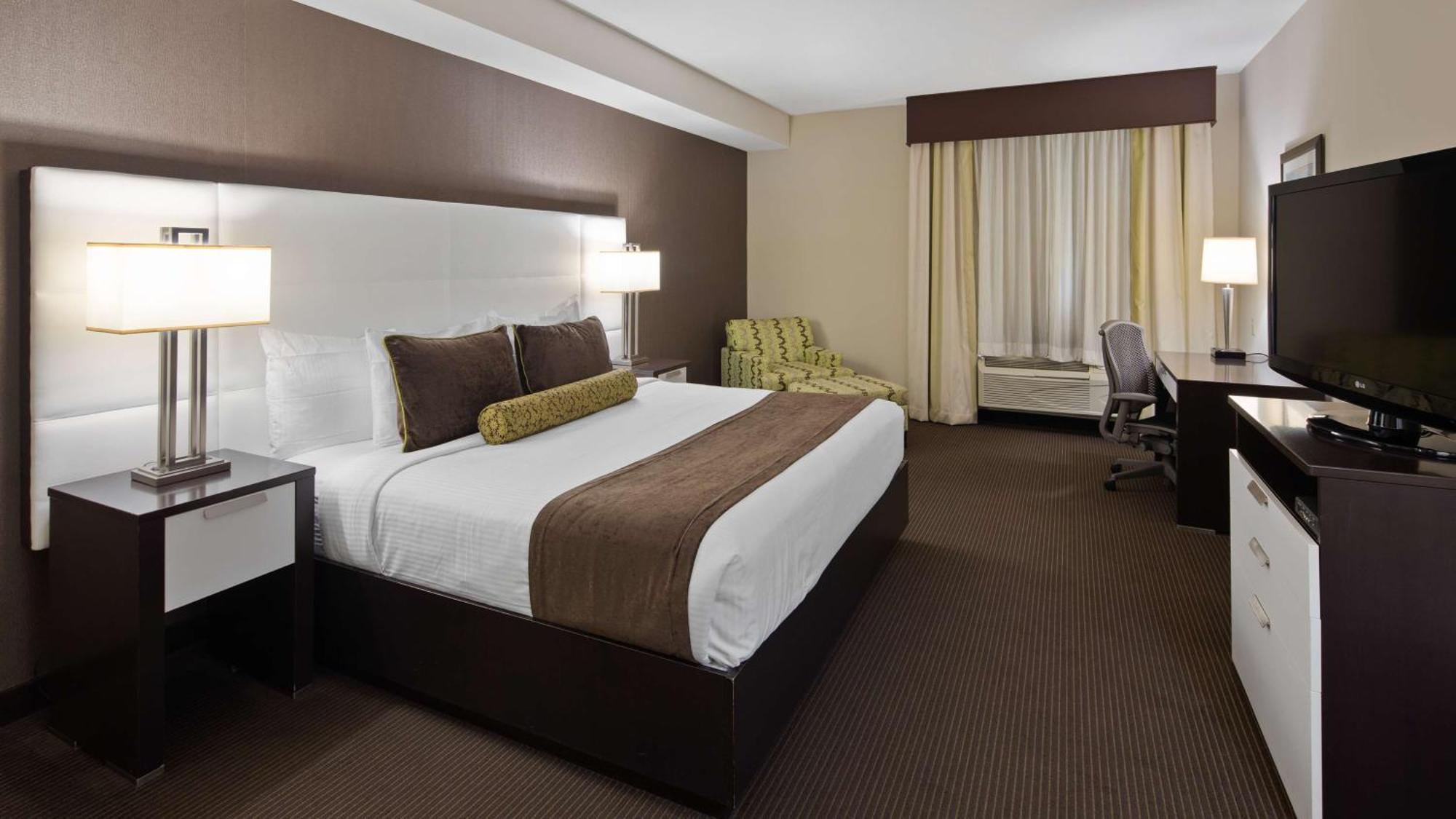 Executive King Room - Non-Smoking,1276605487:JPEG