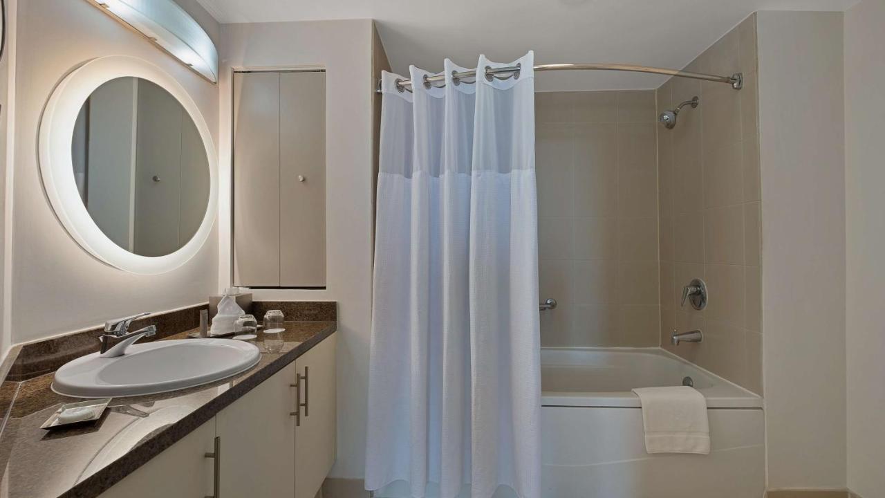 Habitación con vistas a la bahía y balcón - cama extragrande