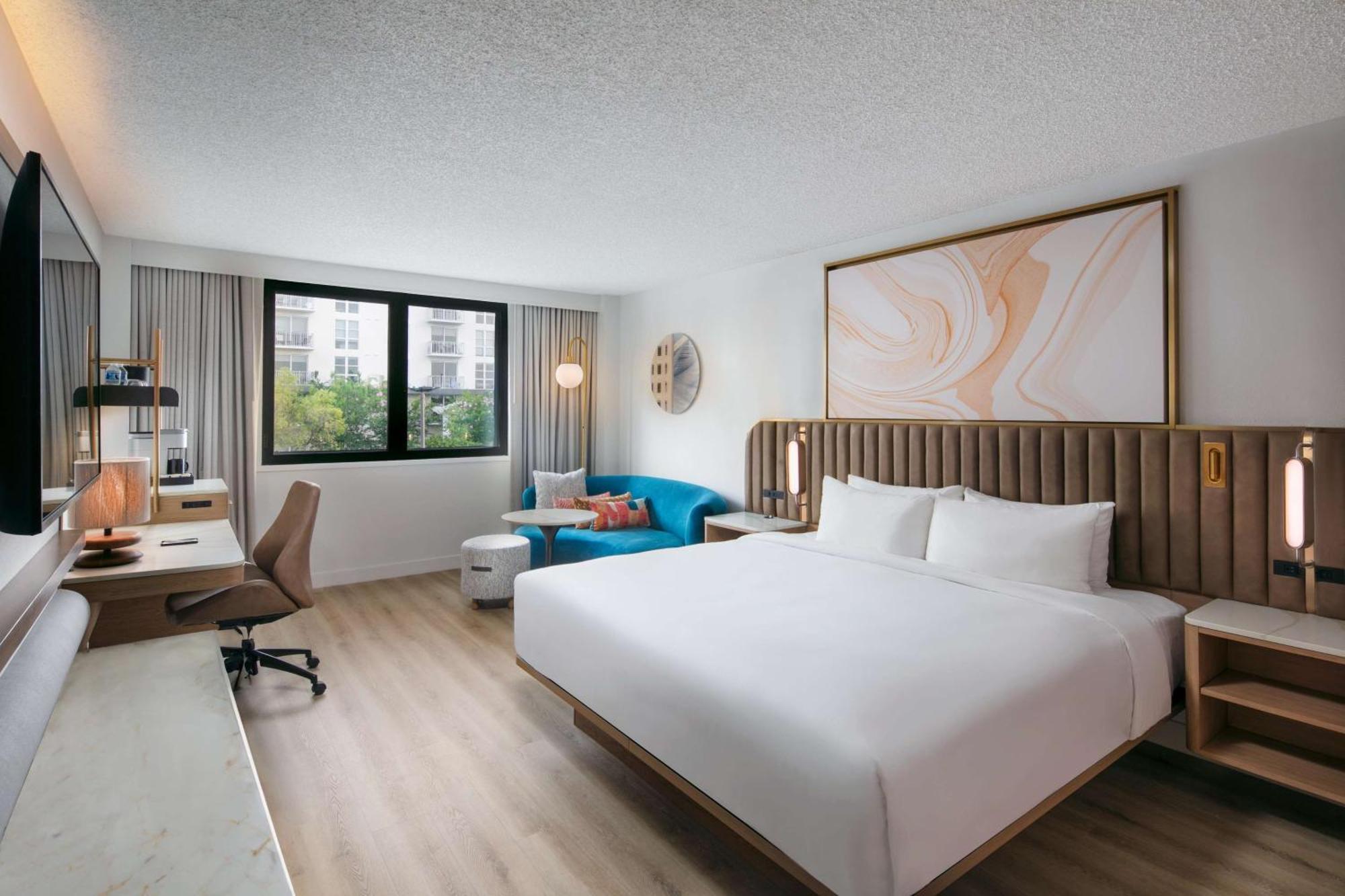 Deluxe King Room,1615653021:JPEG
