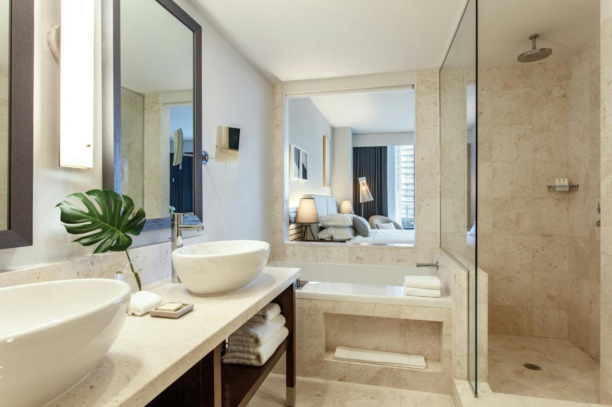 Double Room Two Double Beds City View