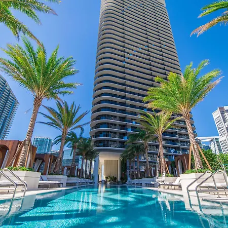 Sls Lux Brickell-3